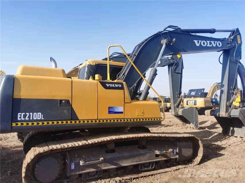 Volvo EC210B Roomikekskavaatorid