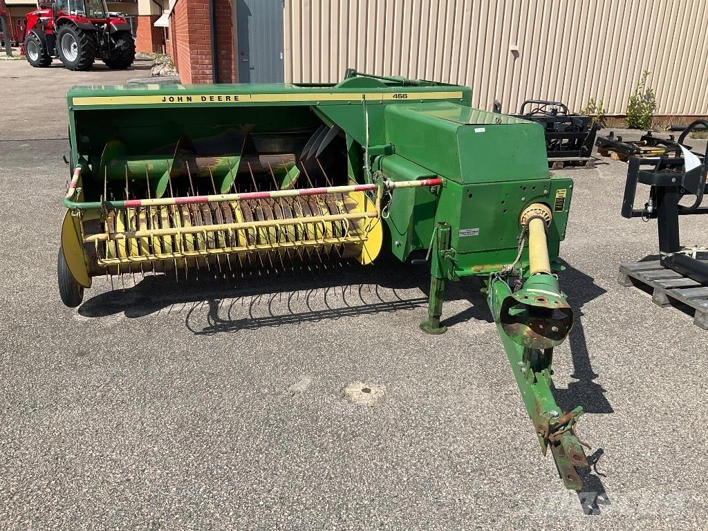 John Deere 440 Heinapressid