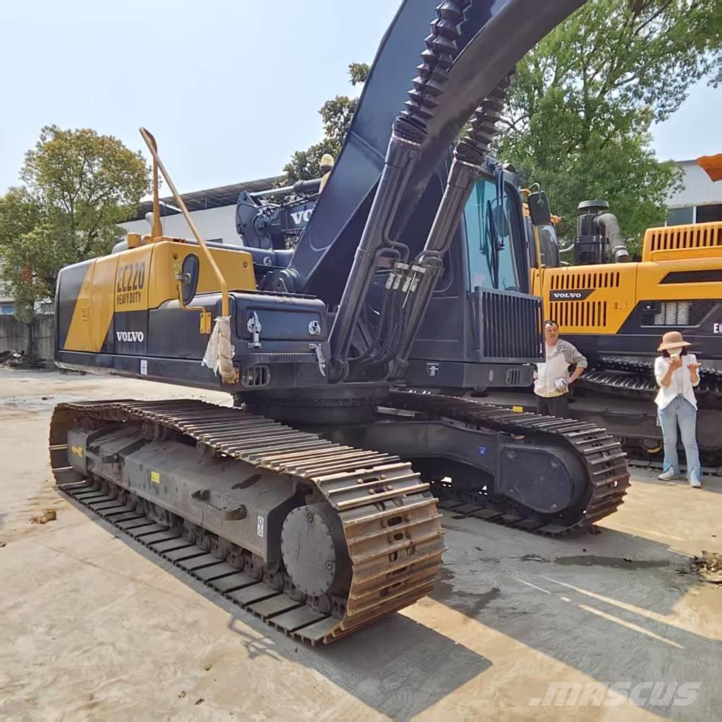 Volvo EC 220 DL Roomikekskavaatorid