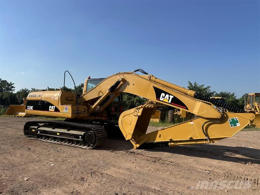 CAT 320 C Roomikekskavaatorid
