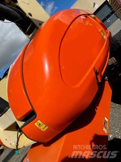 JLG 860 SJ Teleskoop poomtõstukid