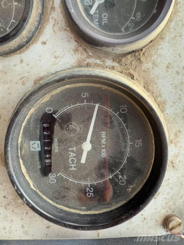Dynapac CC 211 Tandemrullid
