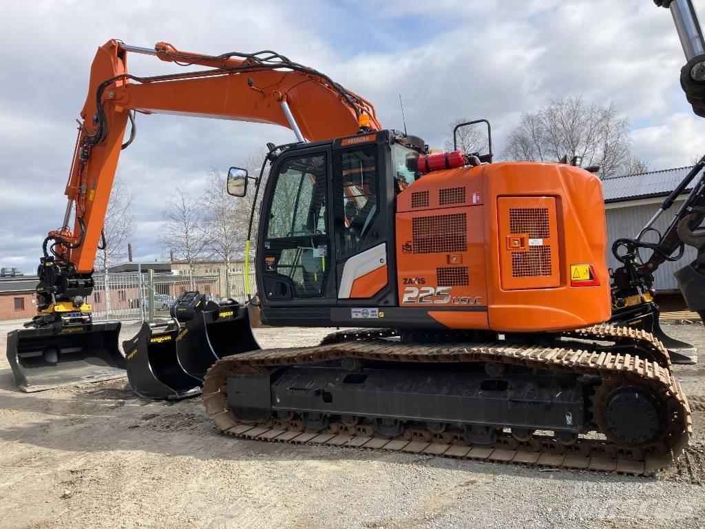 Hitachi ZX 225 US LC Roomikekskavaatorid