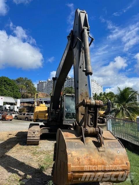 Volvo EC 220 DL Roomikekskavaatorid
