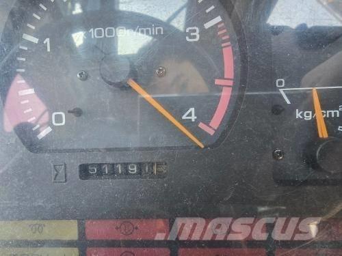 Kato SR 250 Raske maastiku tõstukid
