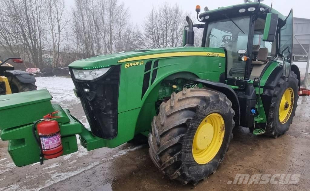 John Deere 8345R Traktorid