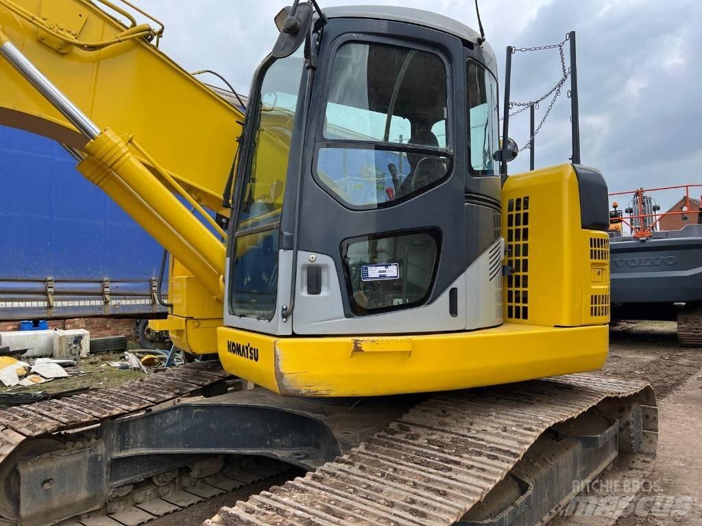 Komatsu PC 228 USLC Roomikekskavaatorid