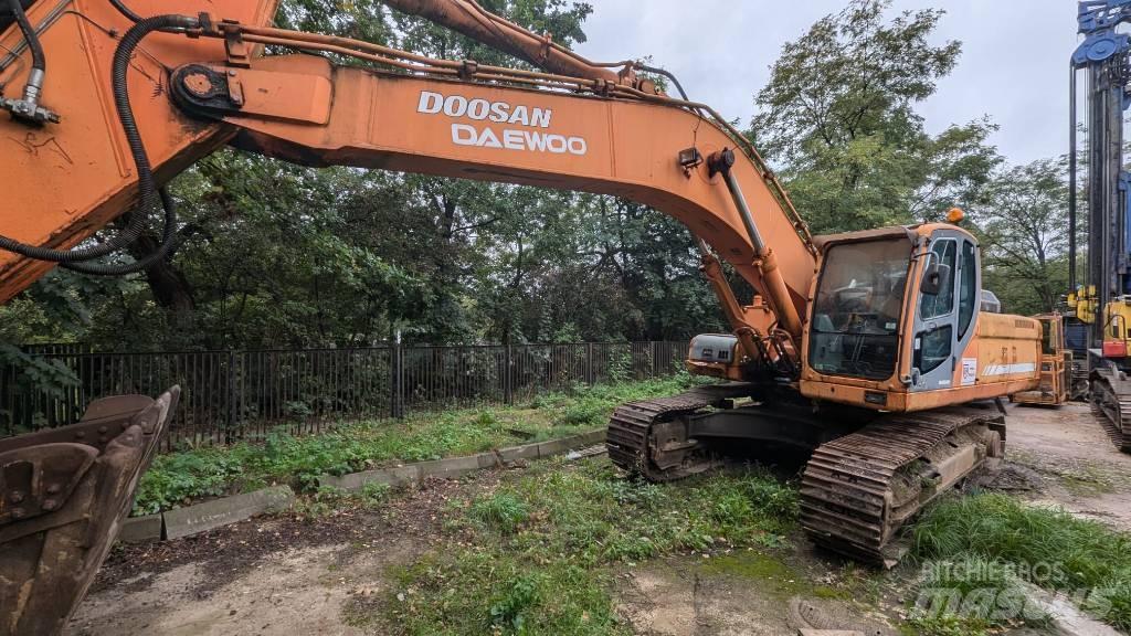Doosan DX 340 LC Roomikekskavaatorid