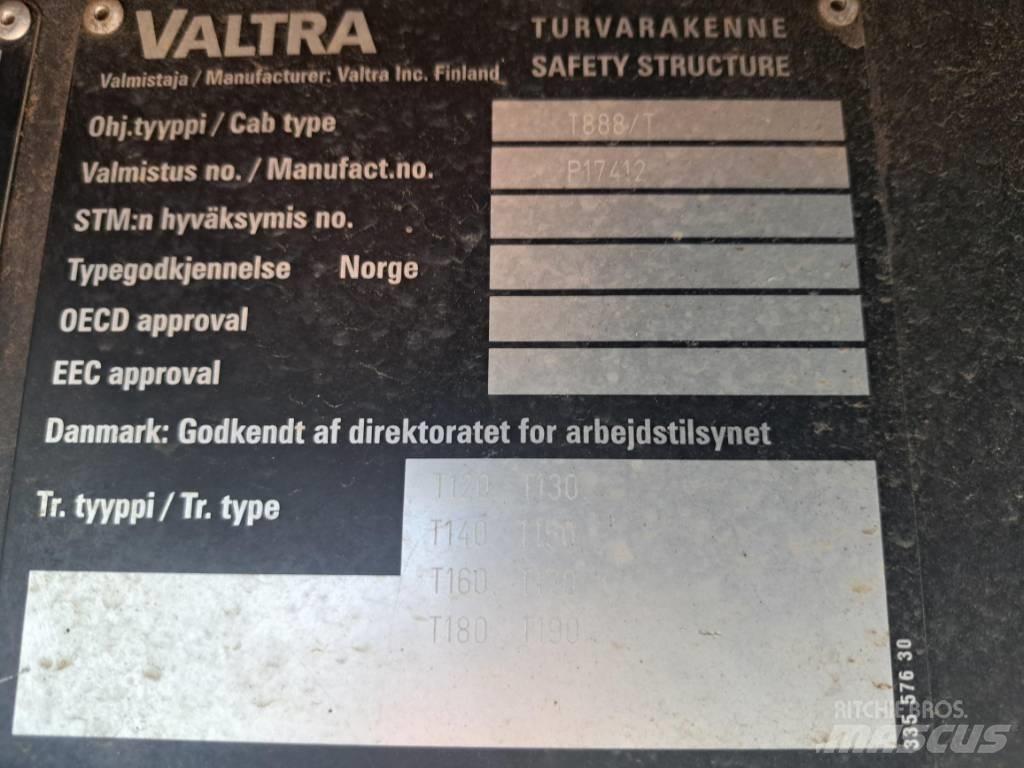 Valtra T 170 Traktorid