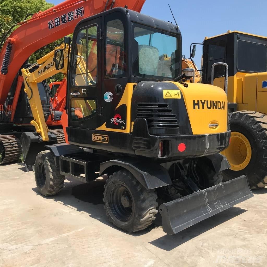 Hyundai 60 W Ratasekskavaatorid