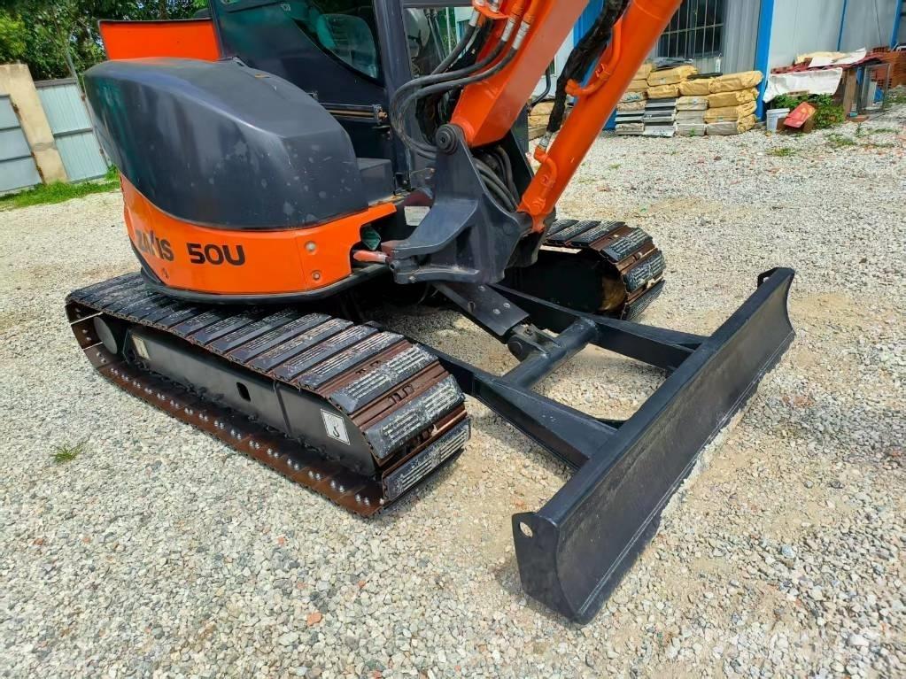 Hitachi ZX 50 U Miniekskavaatorid < 7 t