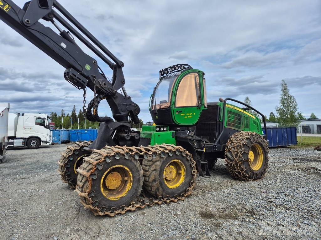 John Deere 1270E Harvesterid