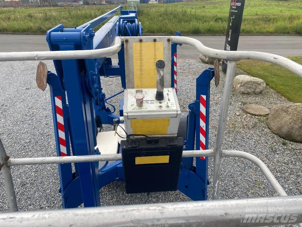 UpRight TL38 Järelveetavad korvtõstukid