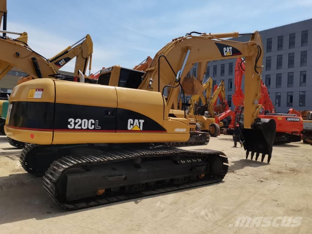 CAT 320 C L Roomikekskavaatorid