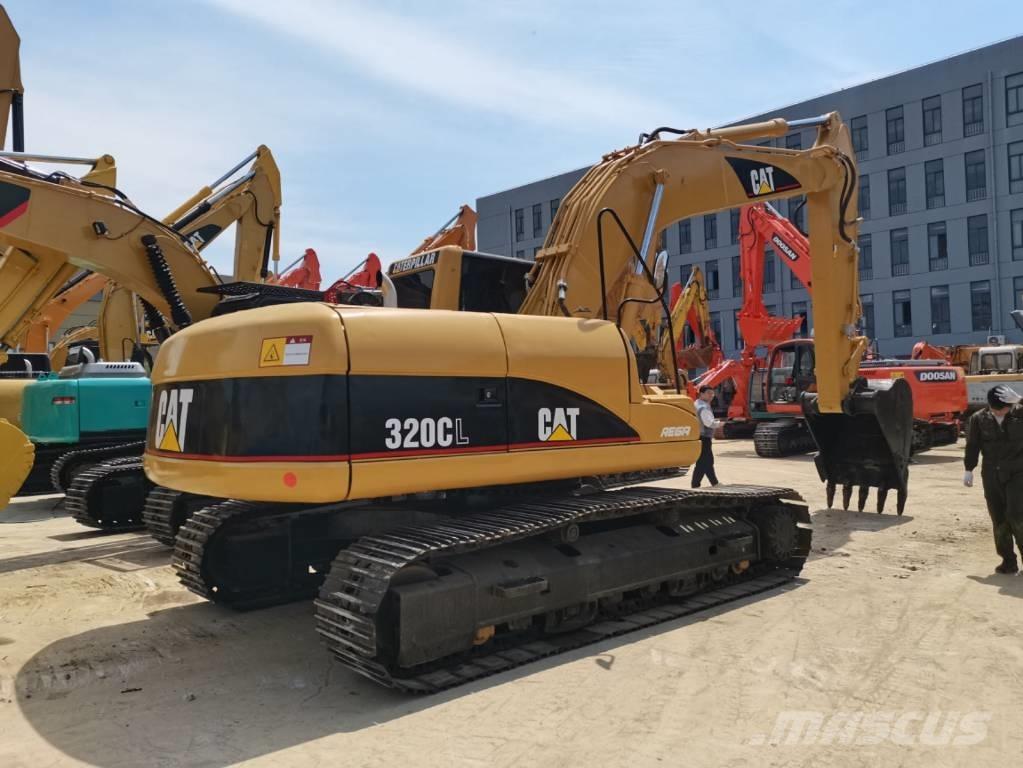 CAT 320 C L Roomikekskavaatorid