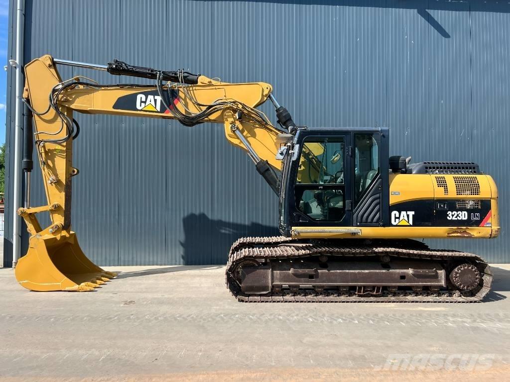 CAT 323D LN VA Roomikekskavaatorid