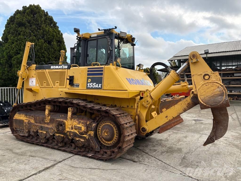 Komatsu D 155 AX-7 Buldooserid