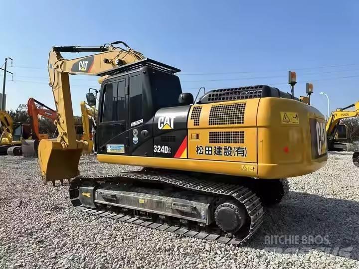 CAT CAT324D2 Väikeekskavaatorid 7t-12t