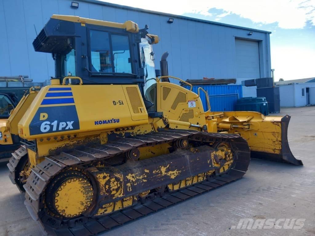 Komatsu D61PX-24 Buldooserid