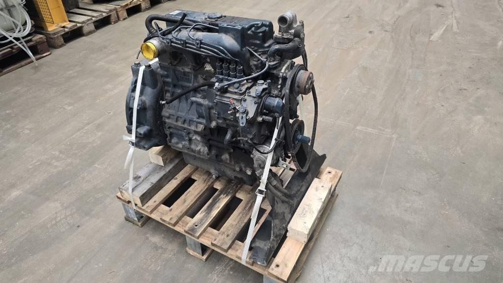 Kubota V 2403 Mootorid