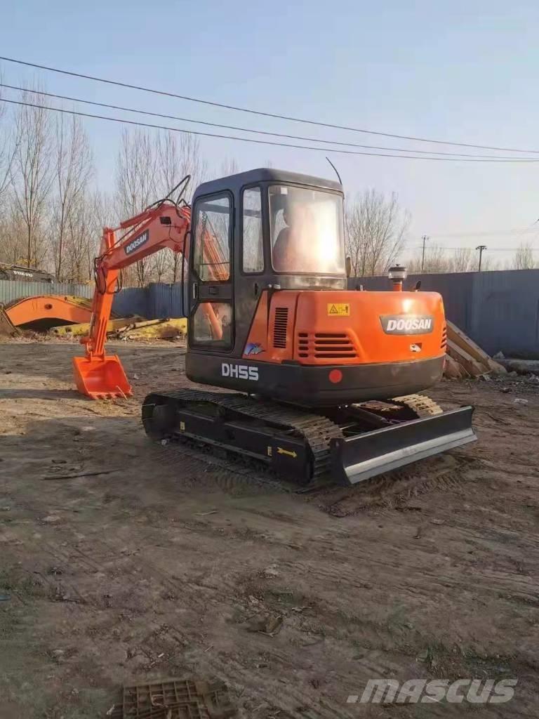 Doosan DH55 Miniekskavaatorid < 7 t