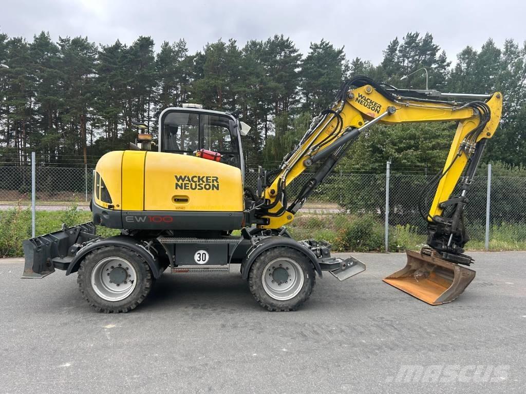 Wacker Neuson EW100 Ratasekskavaatorid
