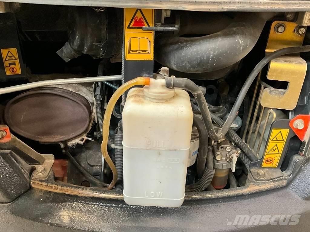 Kubota U 27-4 Miniekskavaatorid < 7 t