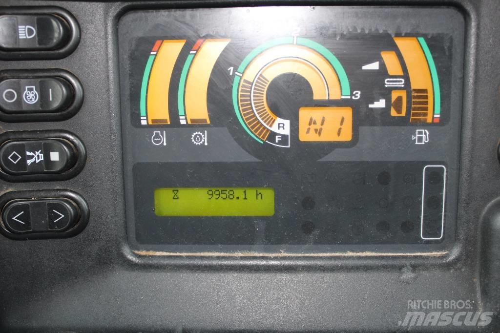 Komatsu D 51 PX-22 Buldooserid