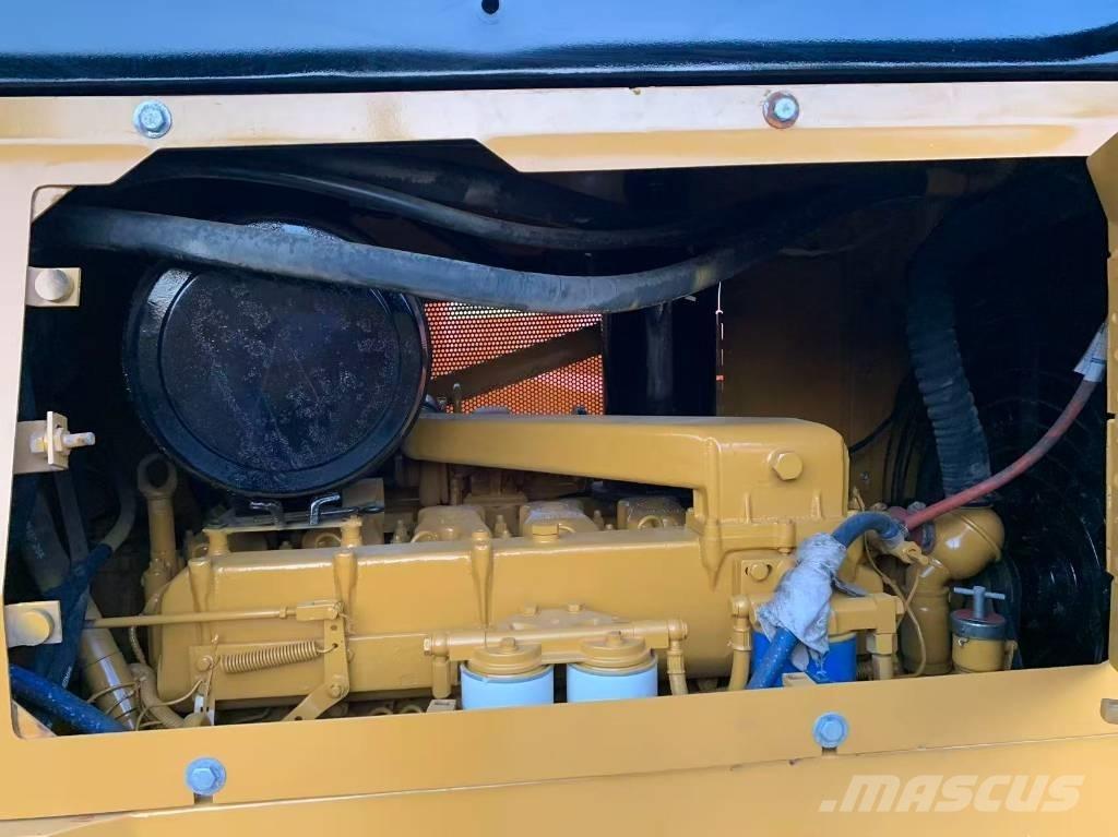 CAT D 6 G Buldooserid