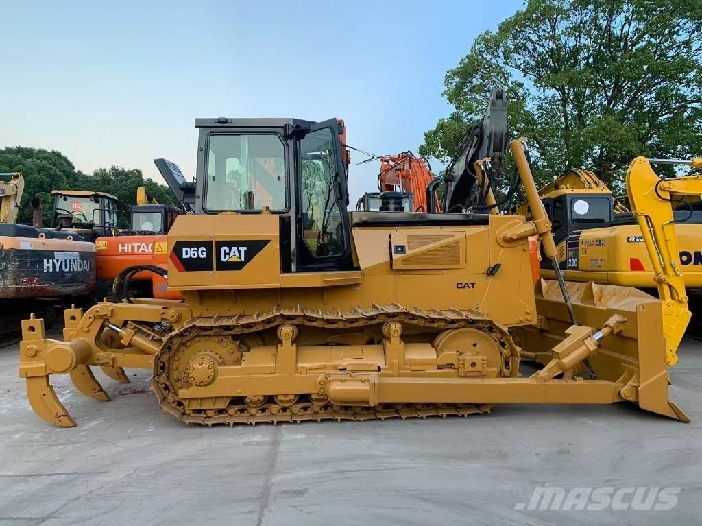 CAT D 6 G Buldooserid
