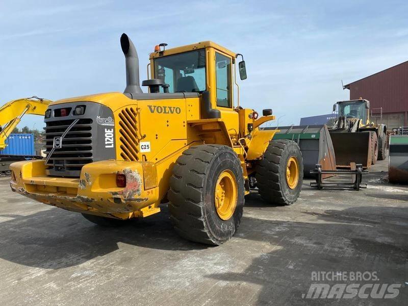 Volvo L 120 E.Ref.10 Rataslaadurid