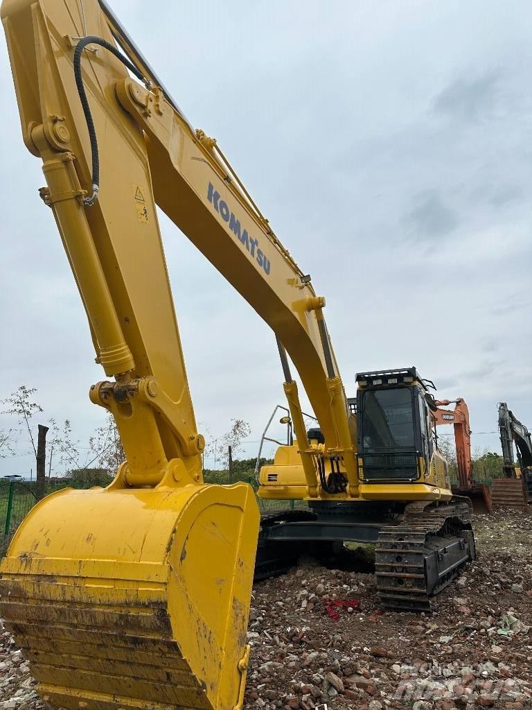 Komatsu PC 450-8 Roomikekskavaatorid