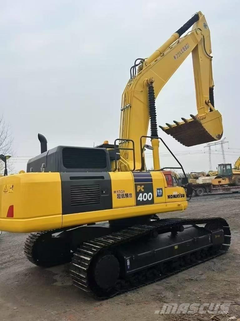 Komatsu 400-8 Roomikekskavaatorid