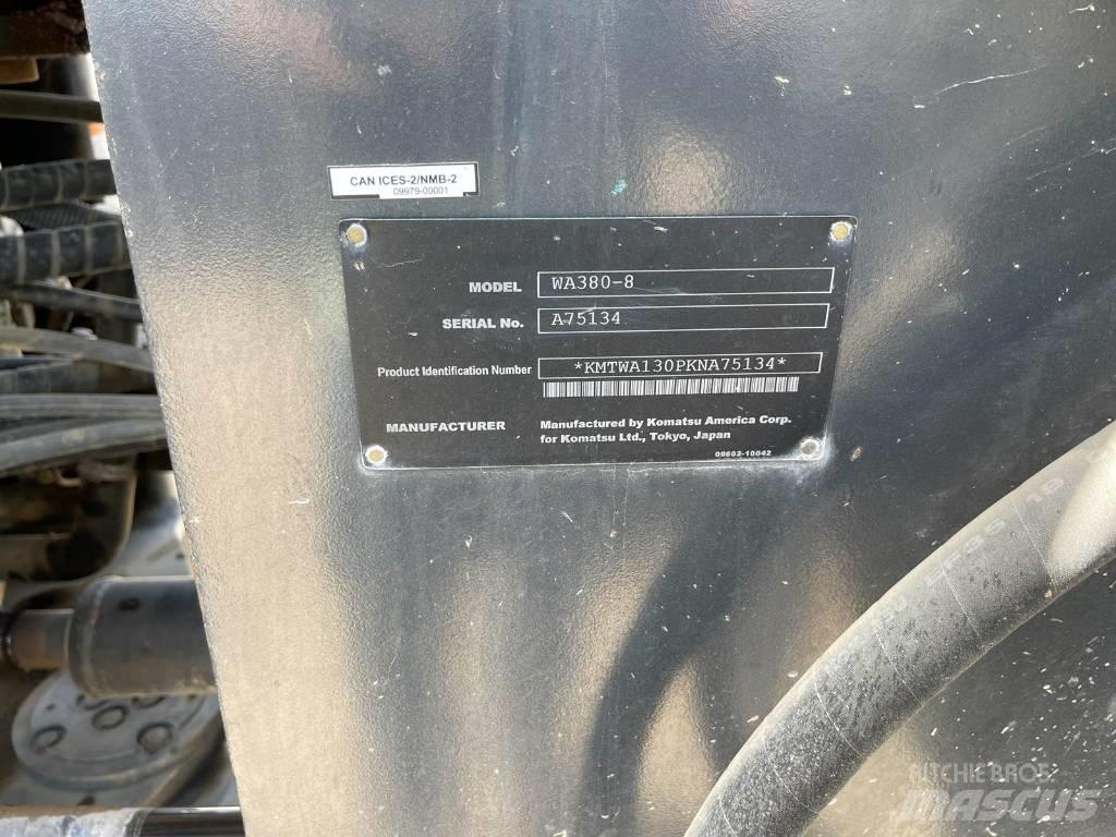 Komatsu WA 380-8 Rataslaadurid