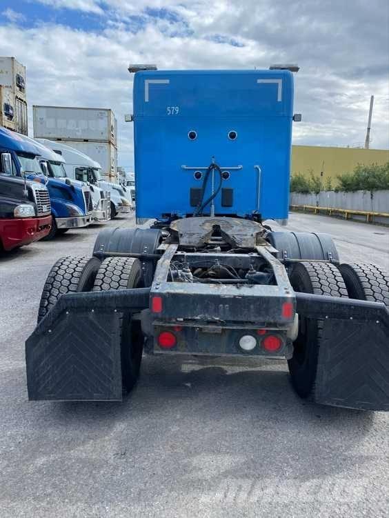 Peterbilt 579 Sadulveokid