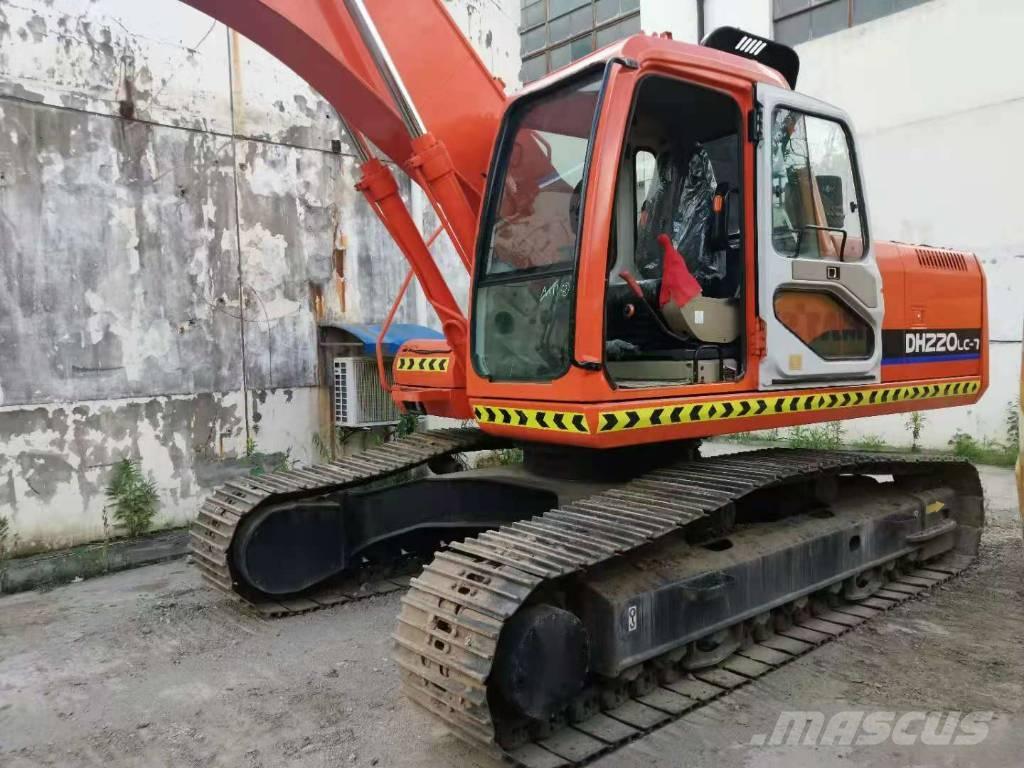 Doosan DH 220 LC-7 Roomikekskavaatorid