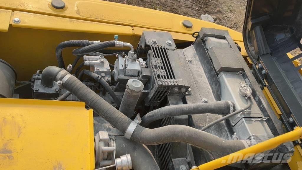 Komatsu PC 130 Roomikekskavaatorid