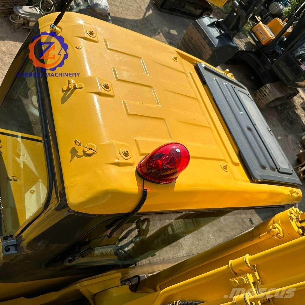 Komatsu PC 200-7 Roomikekskavaatorid