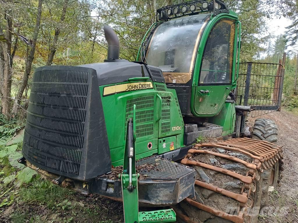 John Deere 1210 E Forwarderid