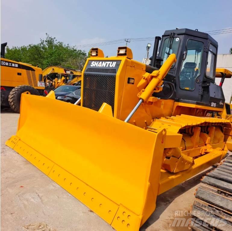 Shantui SD 16 Buldooserid