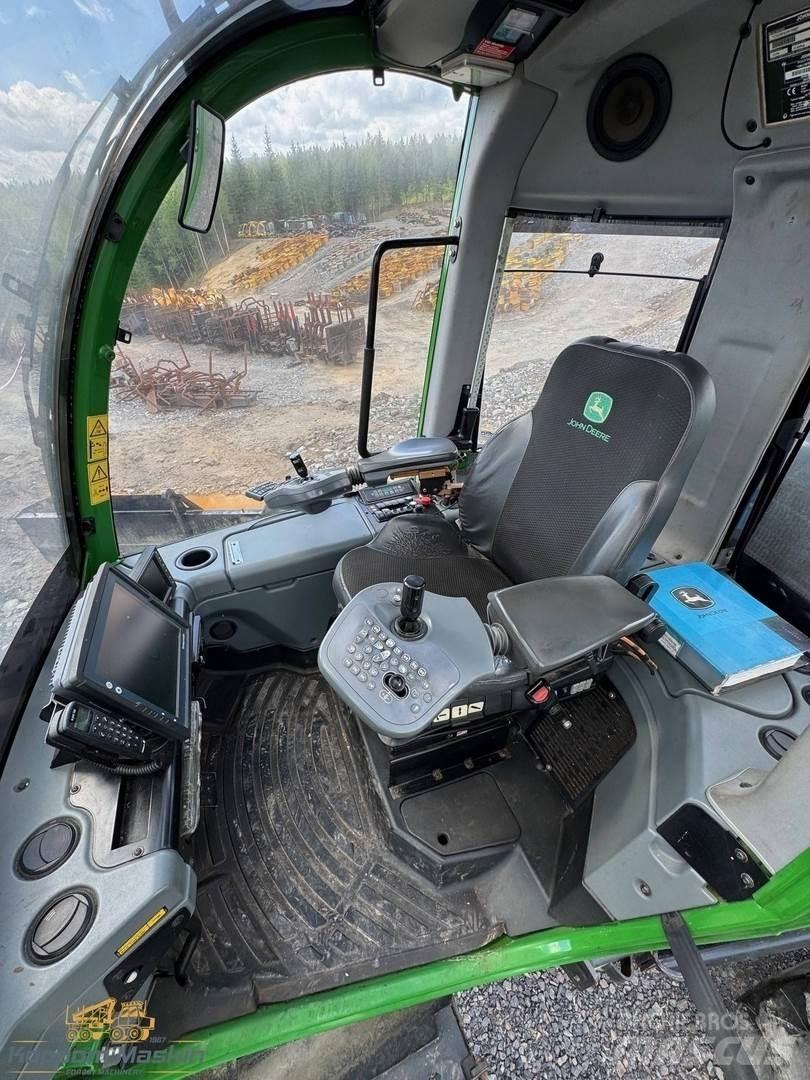 John Deere 1470E Harvesterid