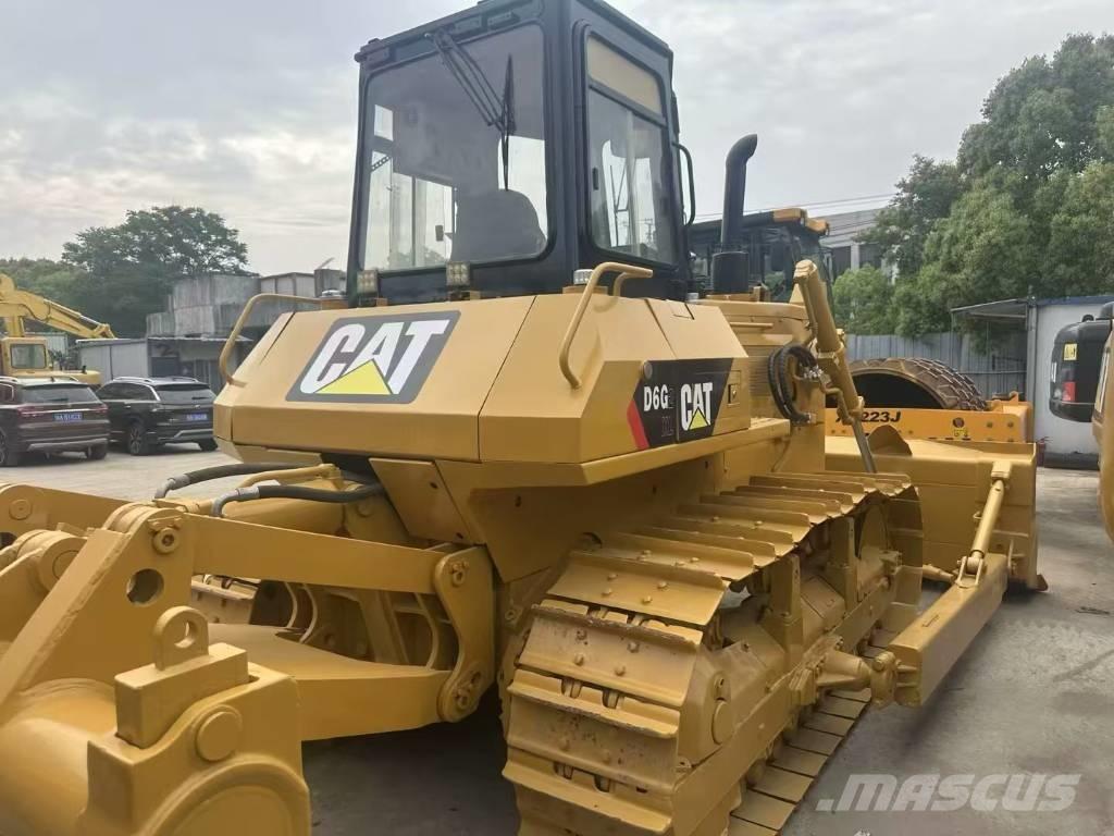 CAT D 6 G Buldooserid