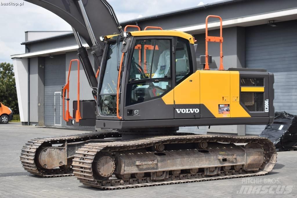 Volvo EC 200 EL Roomikekskavaatorid