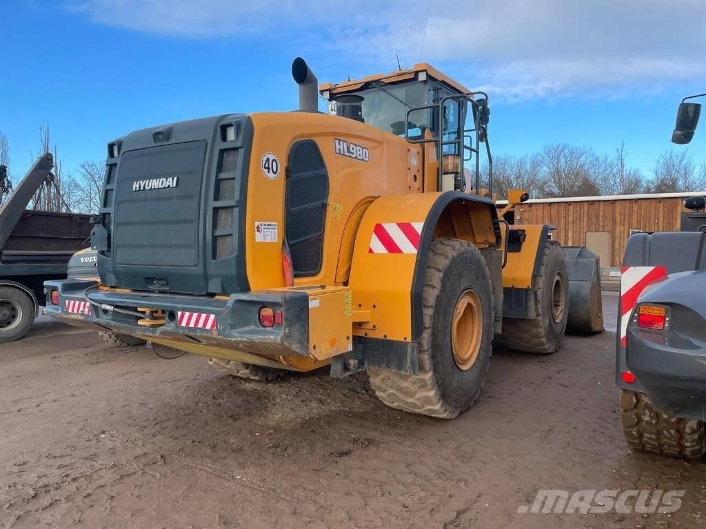 Hyundai HL 980 Rataslaadurid