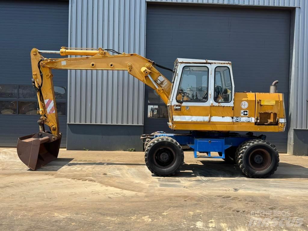 Liebherr A900C Ratasekskavaatorid