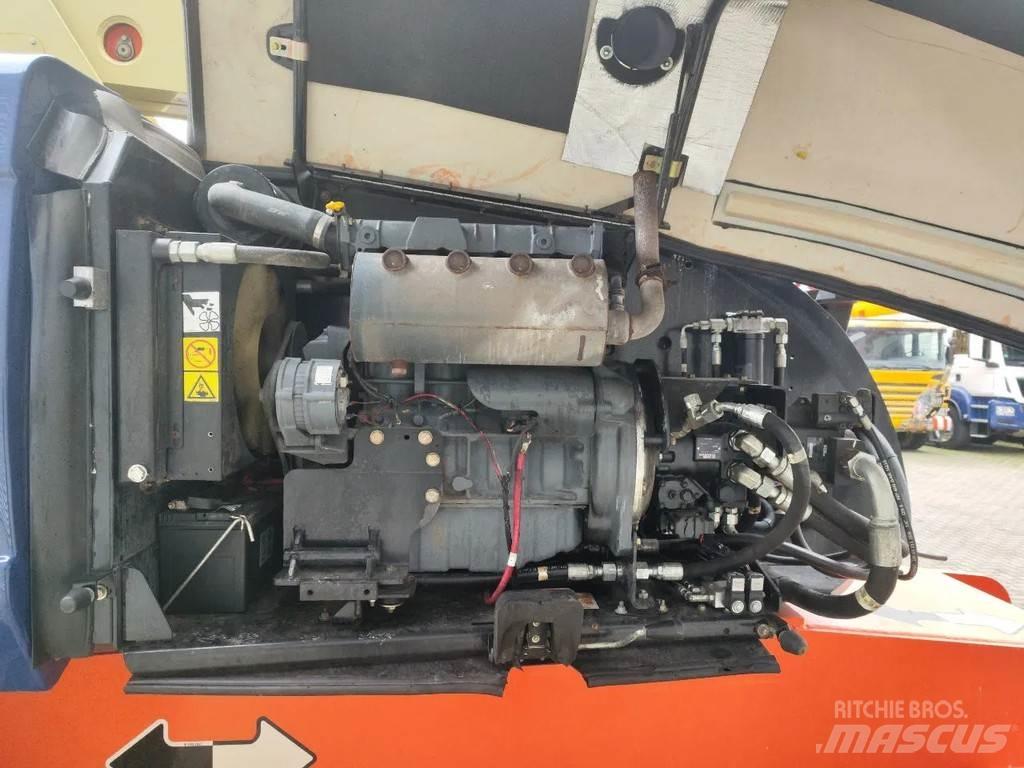 JLG 860 SJ Teleskoop poomtõstukid