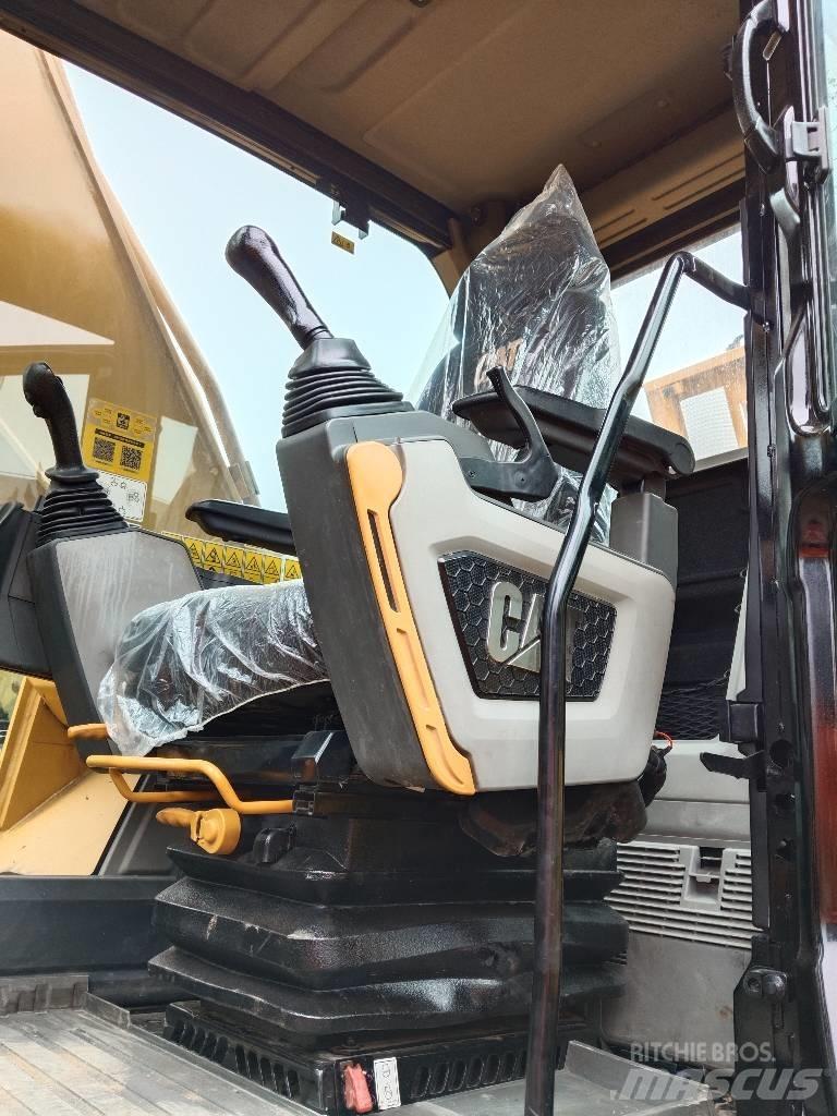 CAT 330GC Roomikekskavaatorid