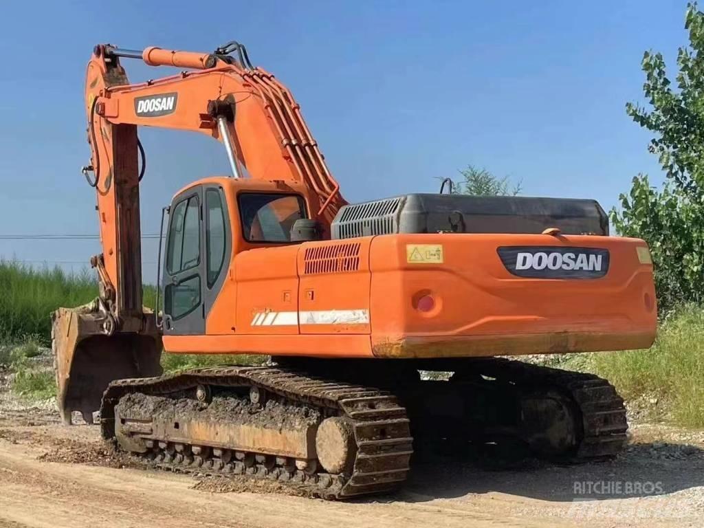 Doosan DX 420 Roomikekskavaatorid
