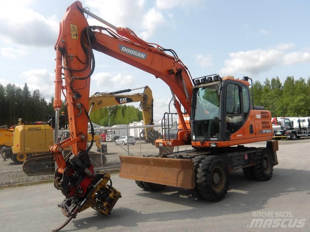 Doosan DX 160 W Ratasekskavaatorid