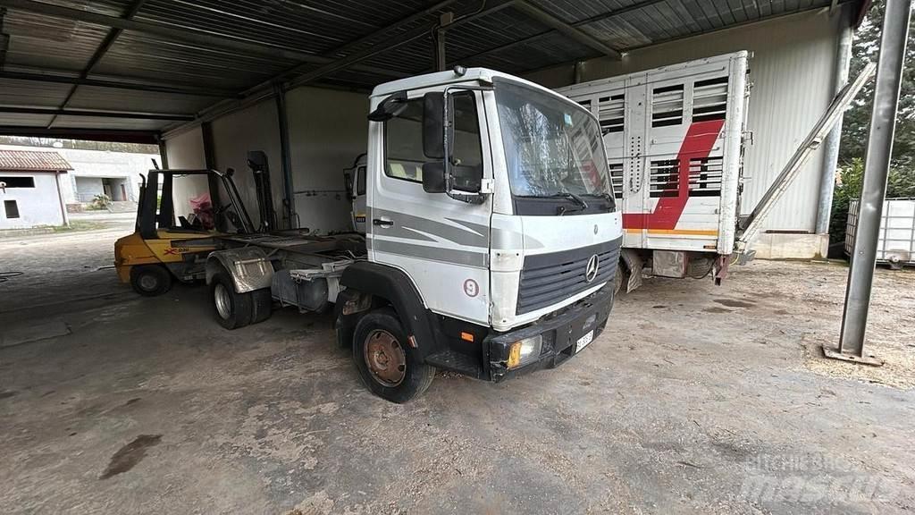Mercedes-Benz 711 Muud veokid